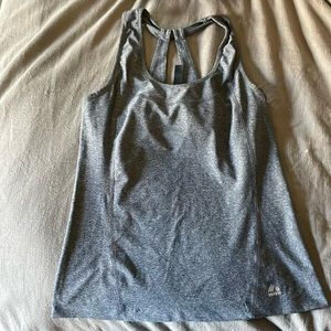 Workout Top l Medium